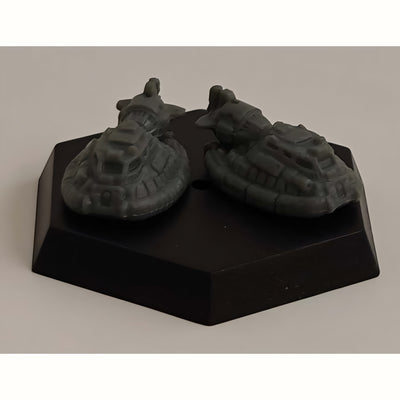 Battletech Salvage Box Savannah Master display featuring two detailed miniatures on a hexagonal base. Preorder available.