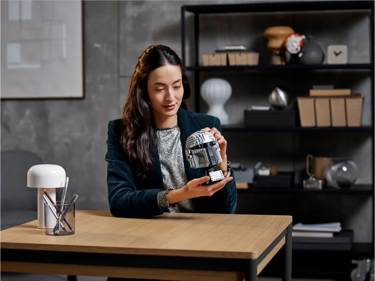 LEGO Star Wars: The Mandalorian Helmet (75328)