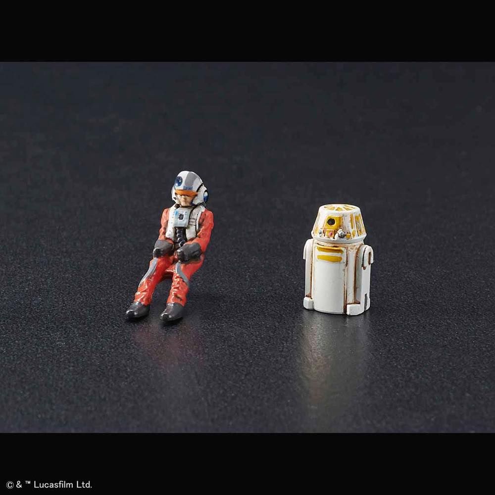 Detailed model figures of an X-Wing pilot and a droid, designed for the Bandai Star Wars 1/72 vehicle model.