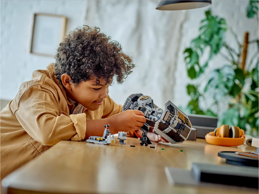 LEGO Star Wars: TIE Bomber (75347)