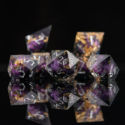 Misty Mountain Gaming: Royal Guard Liquid Core Dice Set